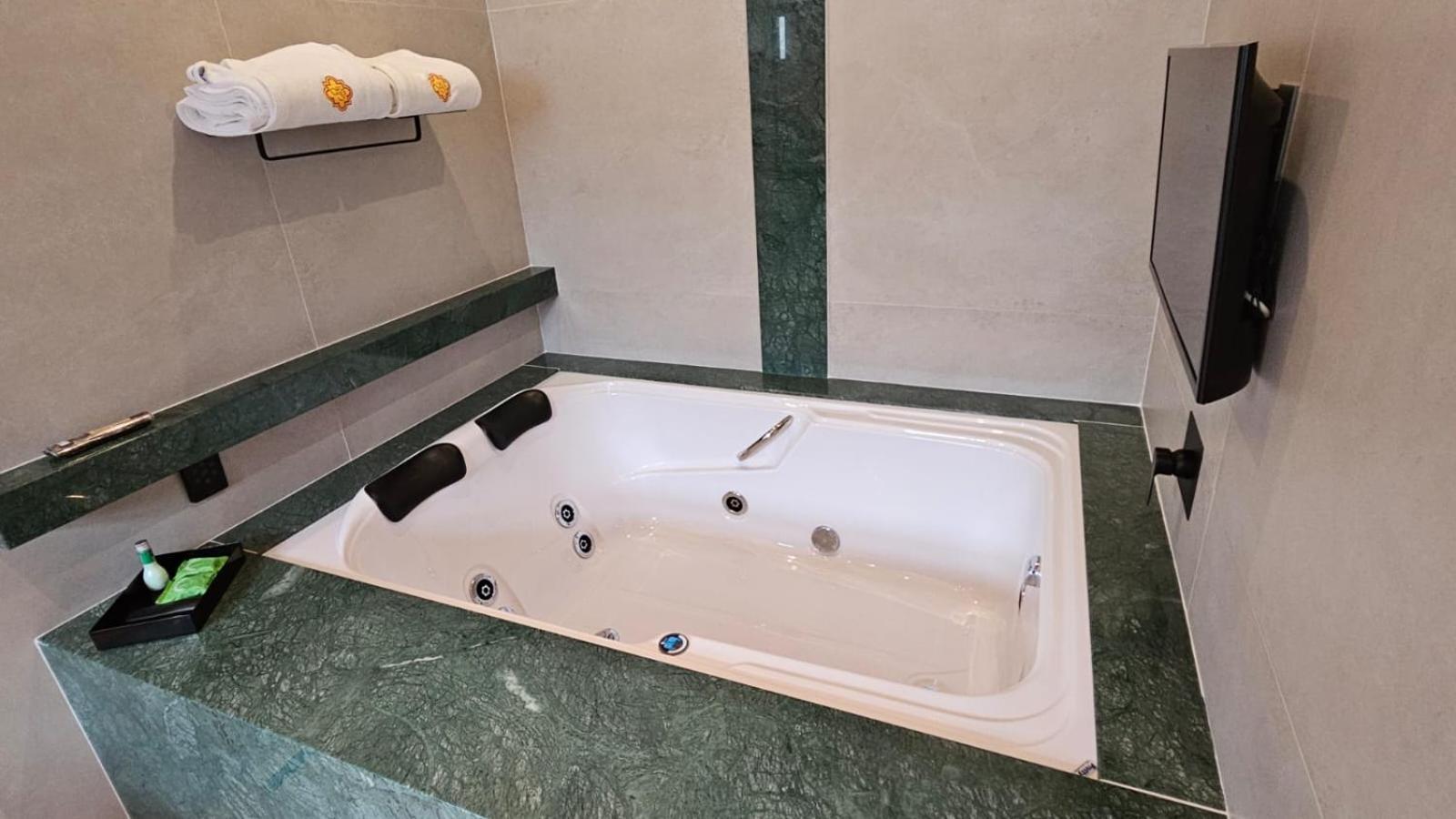 Hotel Gloria Resort & Convention Caxambu Bagian luar foto